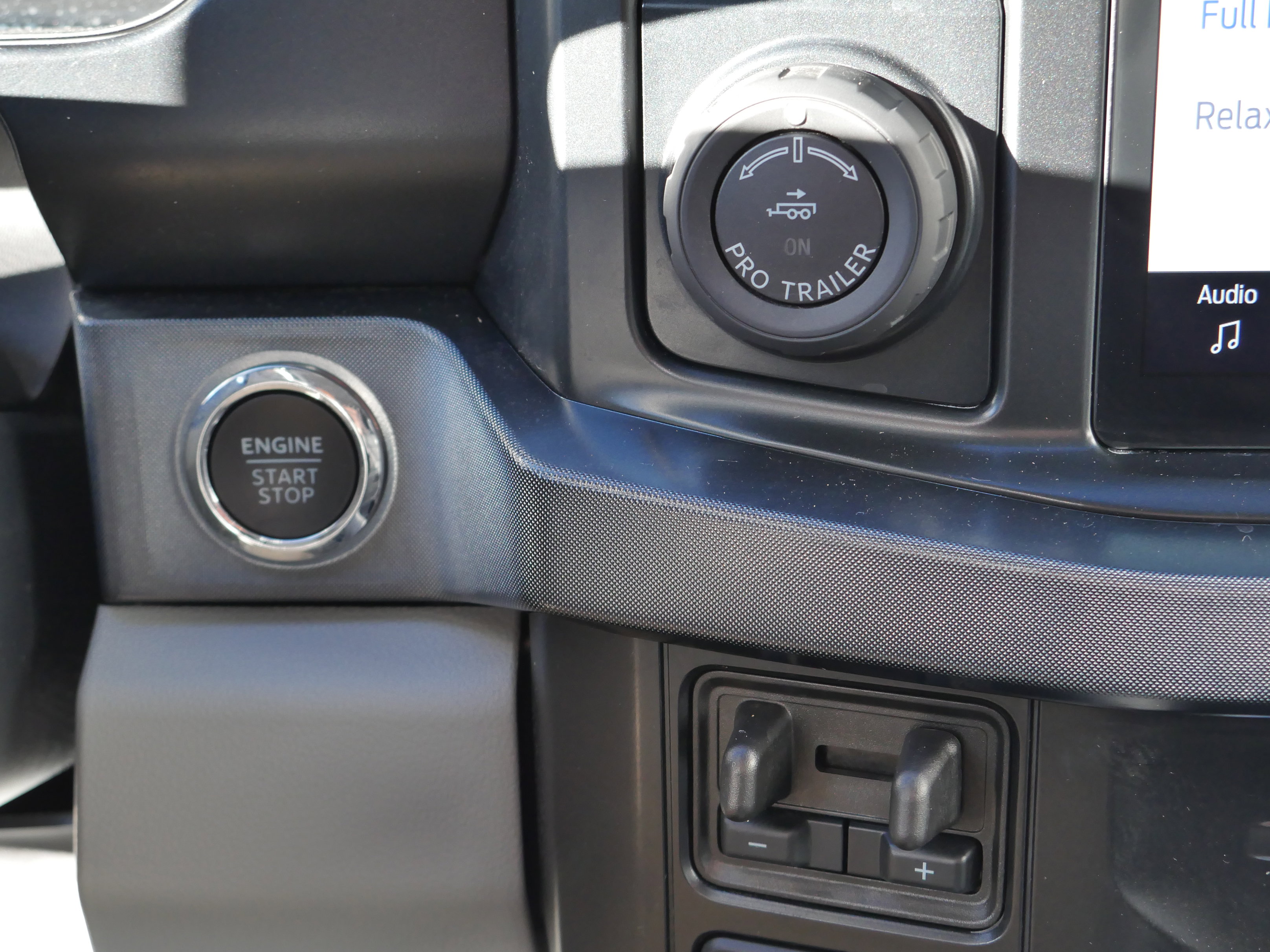 Certified 2024 Ford F350 Limited w/ FX4 Off-Road Package image 10