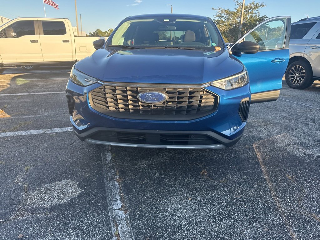 Certified 2023 Ford Escape Active image 6