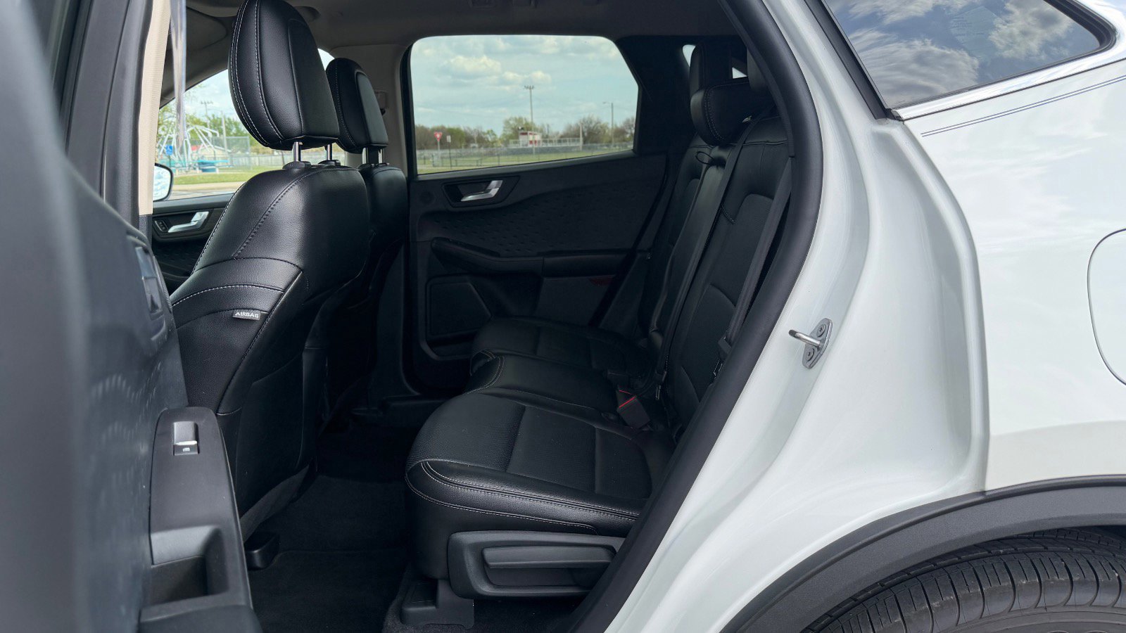 Certified 2020 Ford Escape Titanium w/ Titanium Premium Package 2.0 FWD image 19