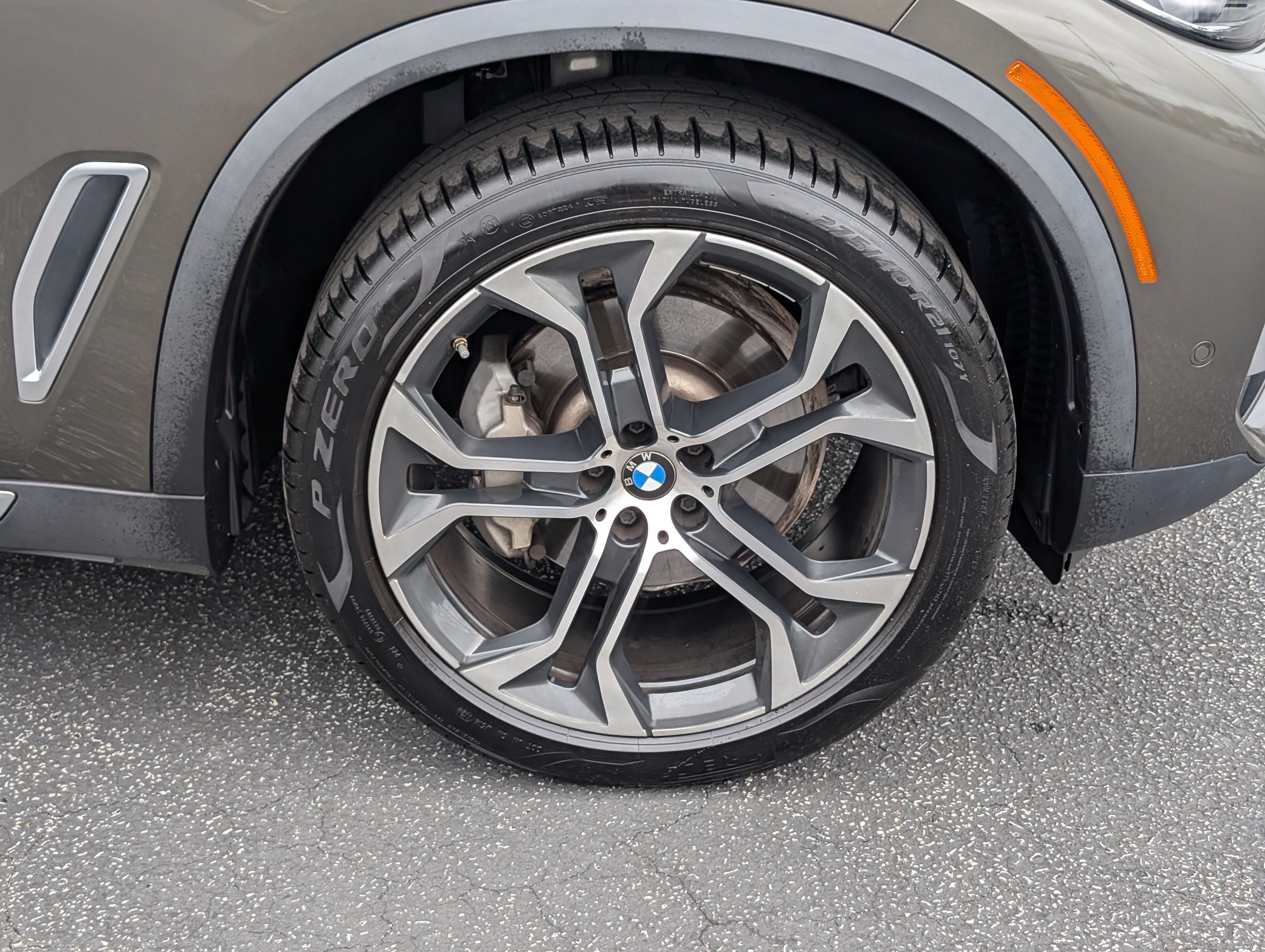 Used 2022 BMW X5 sDrive40i w/ Premium Package RWD image 7