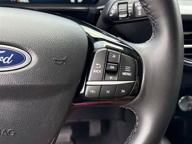 Certified 2023 Ford Escape Platinum w/ Premium Technology Package AWD/4WD image 17
