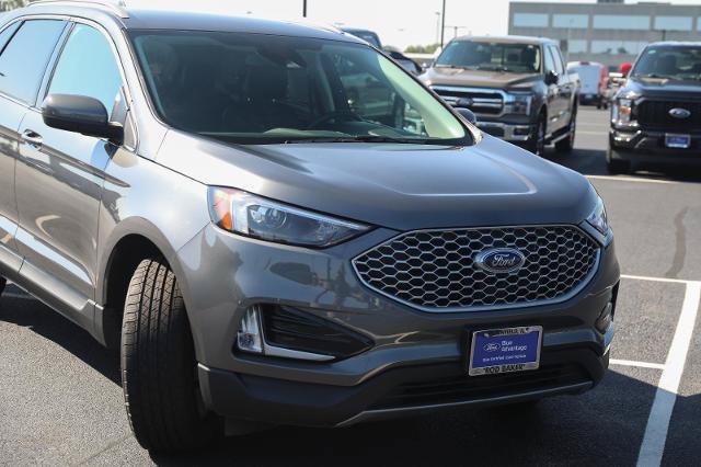 Certified 2024 Ford Edge SEL w/ Convenience Package AWD/4WD image 4