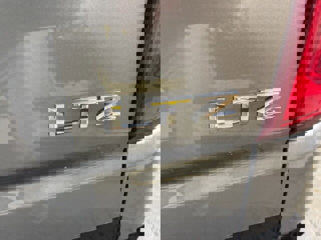 Used 2024 Chevrolet Silverado 1500 LTZ image 15