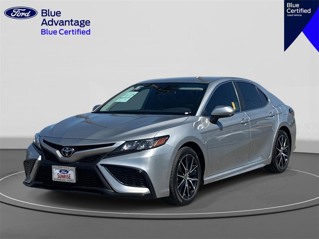 Used 2021 Toyota Camry SE w/ Carpet Mat Package (TMS)