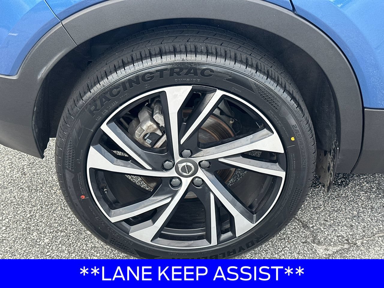 Used 2020 Volvo XC40 T4 R-Design w/ Protection Package Premier FWD image 19