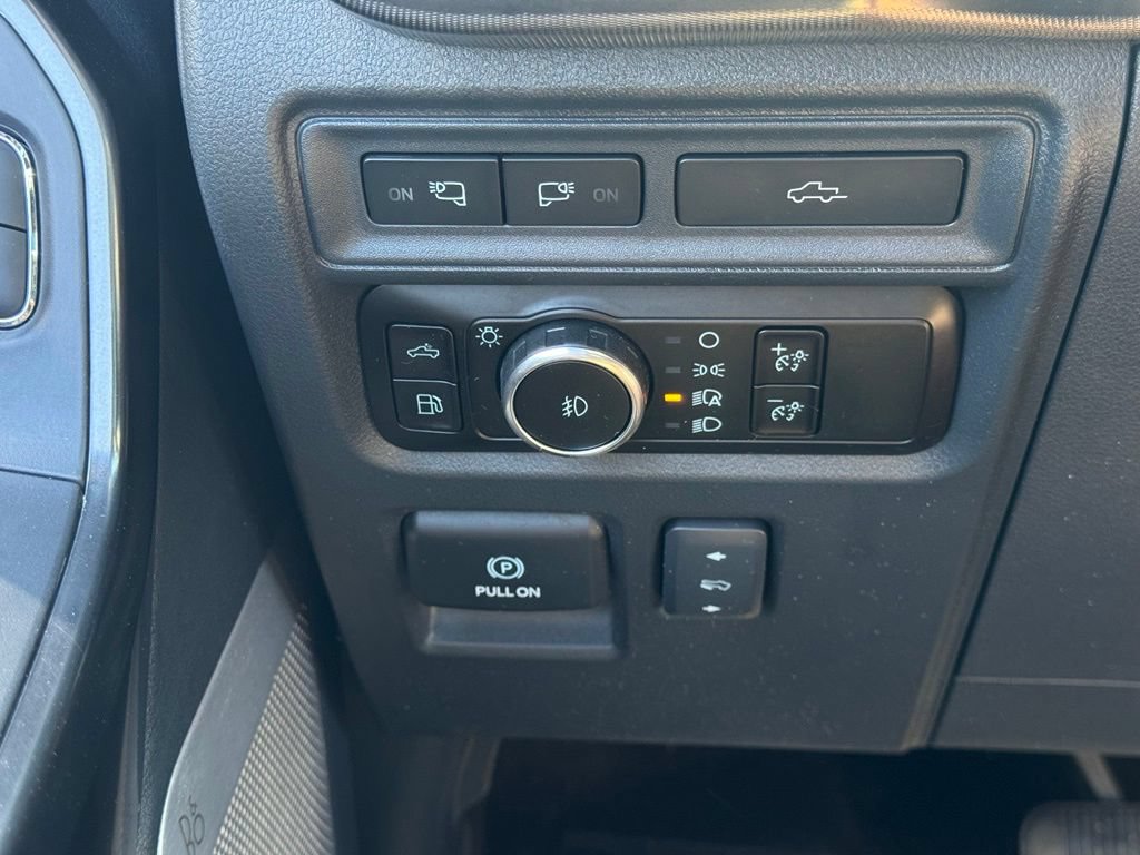 Certified 2023 Ford F150 Platinum w/ FX4 Off-Road Package AWD/4WD image 39