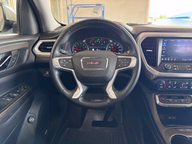Used 2023 GMC Acadia SLT FWD image 15