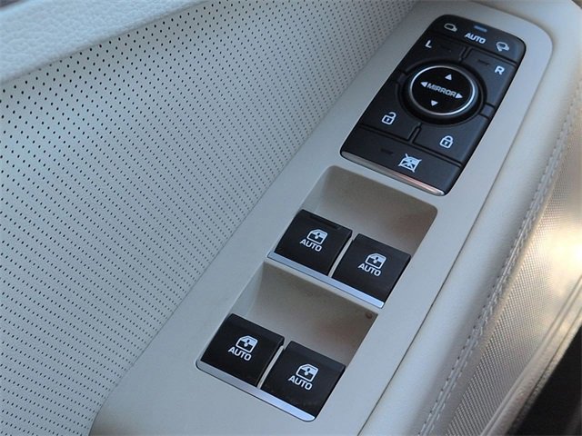 Used 2018 Genesis G80 3.8 w/ Option Group 03 image 23