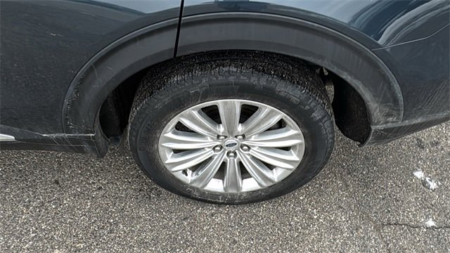 Certified 2023 Ford Explorer Limited w/ Hybrid Equipment Group 310A image 28