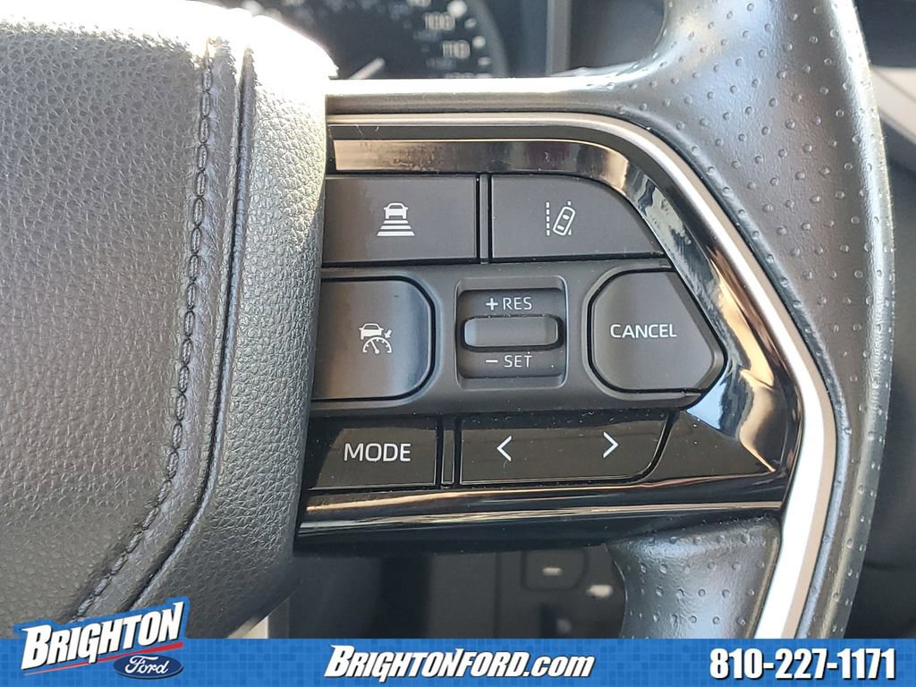 Used 2022 Toyota Tundra SR5 AWD/4WD image 18