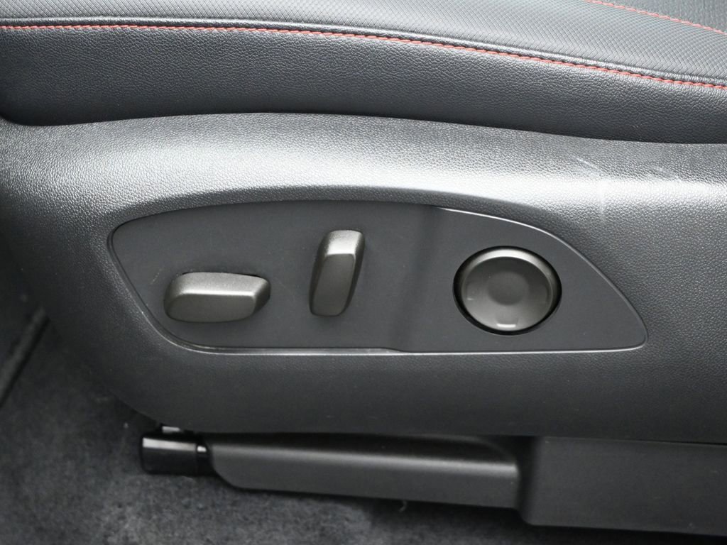 Used 2024 Chevrolet Traverse Z71 w/ LPO, Floor Liner Package image 37