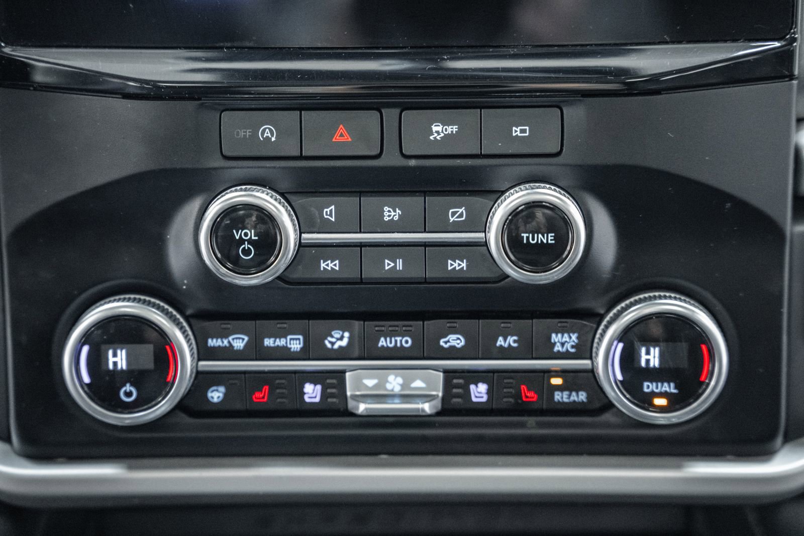 Certified 2023 Ford Expedition Max XLT image 28