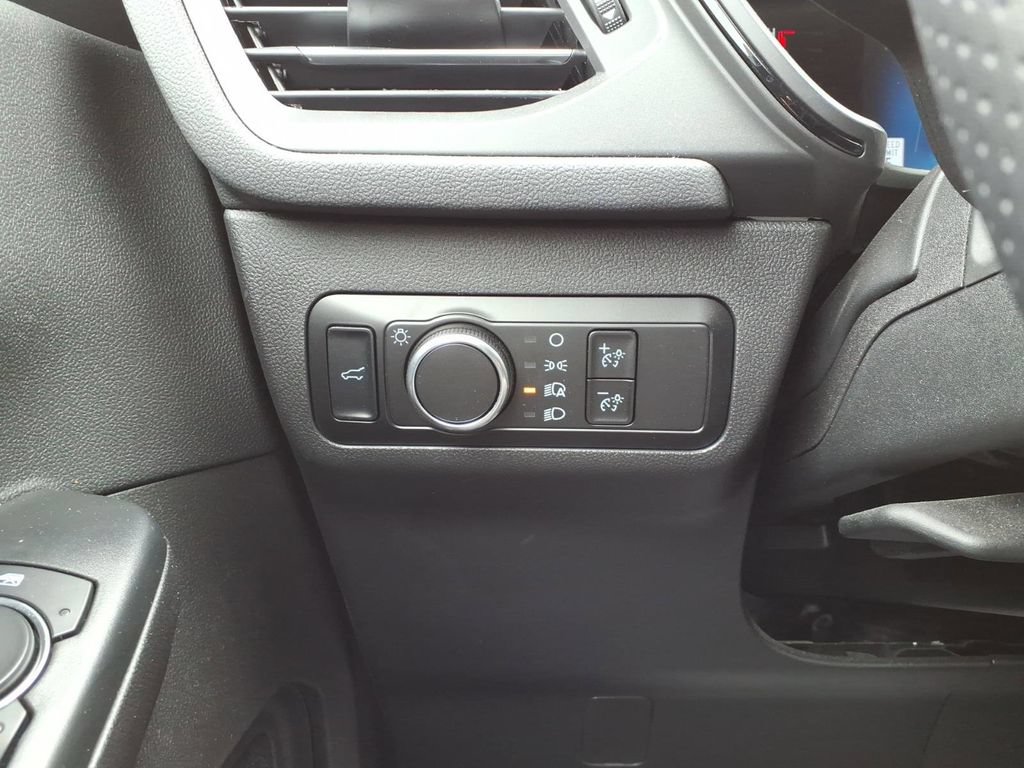Certified 2024 Ford Escape ST-Line w/ Tech Pack #1 AWD/4WD image 14