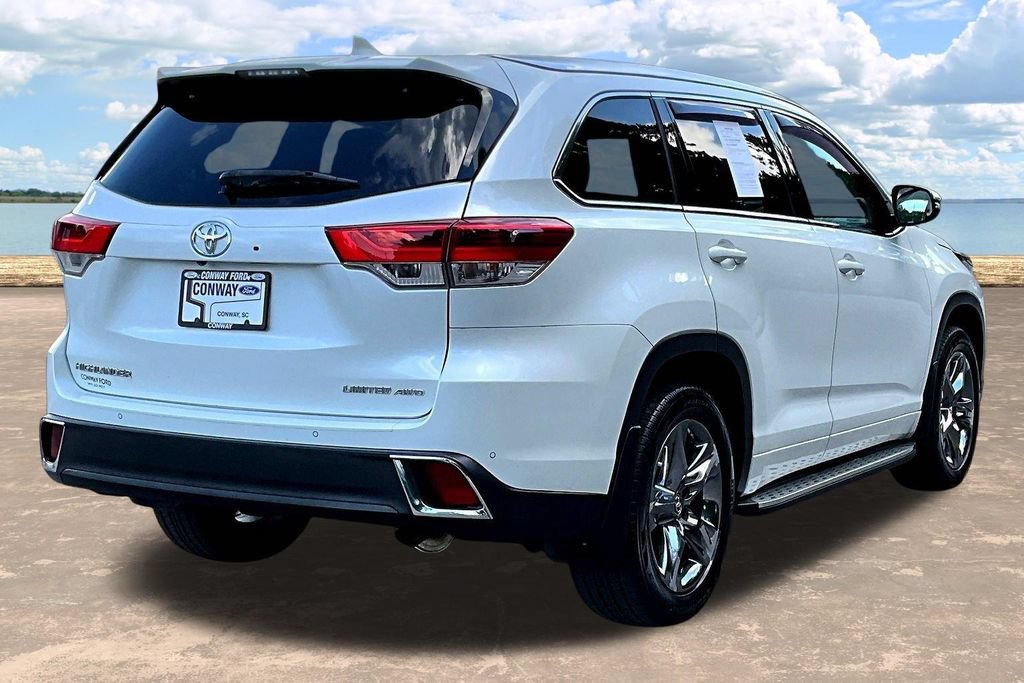 Used 2019 Toyota Highlander Limited Platinum AWD/4WD image 8