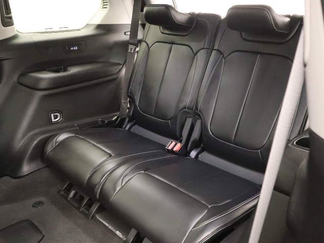 Used 2021 Jeep Grand Cherokee L Limited RWD image 21