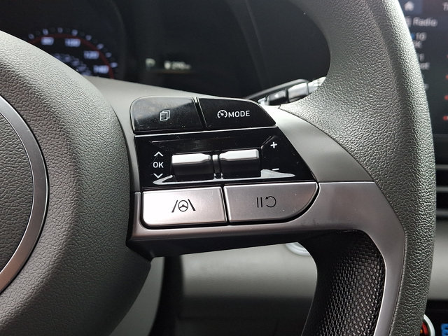 Used 2023 Hyundai Elantra SEL FWD image 28