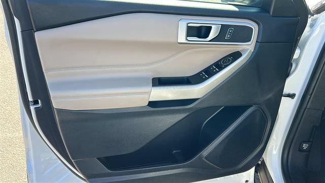 Certified 2022 Ford Explorer XLT RWD image 17