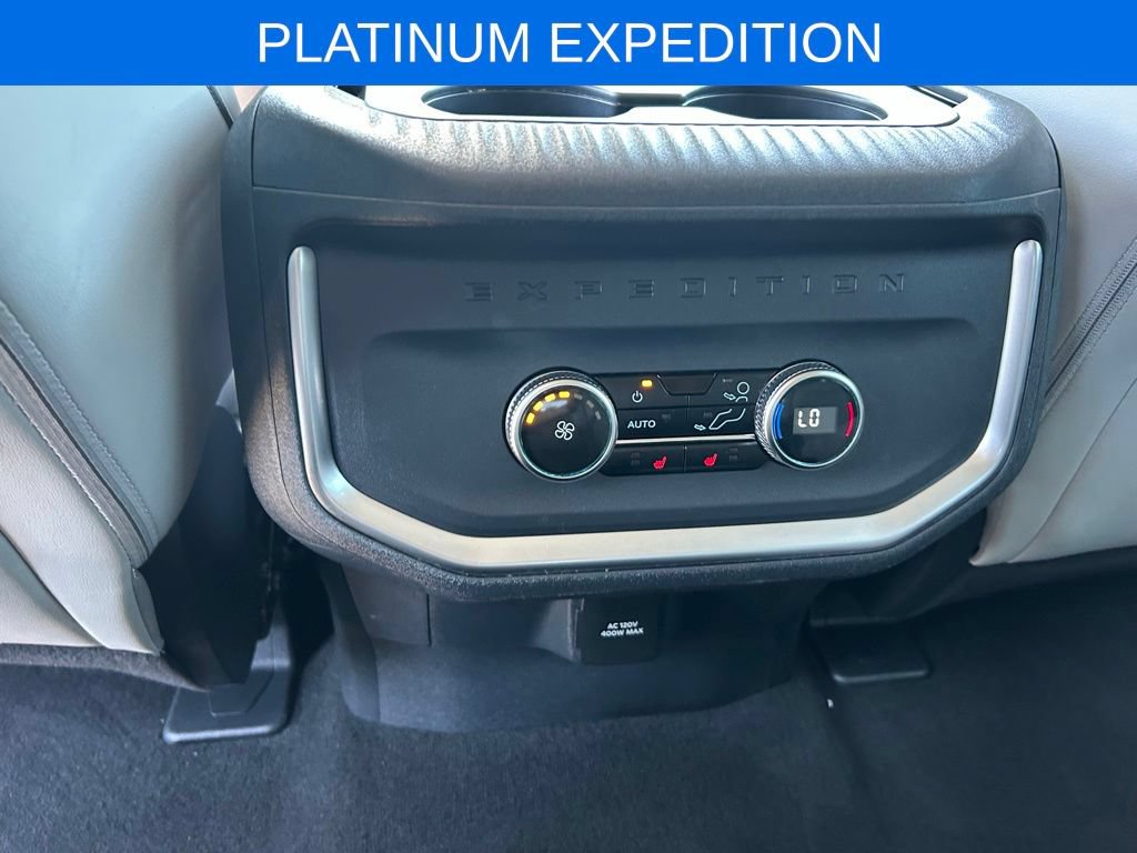 Certified 2025 Ford Expedition Platinum w/ Driver's Package AWD/4WD image 17