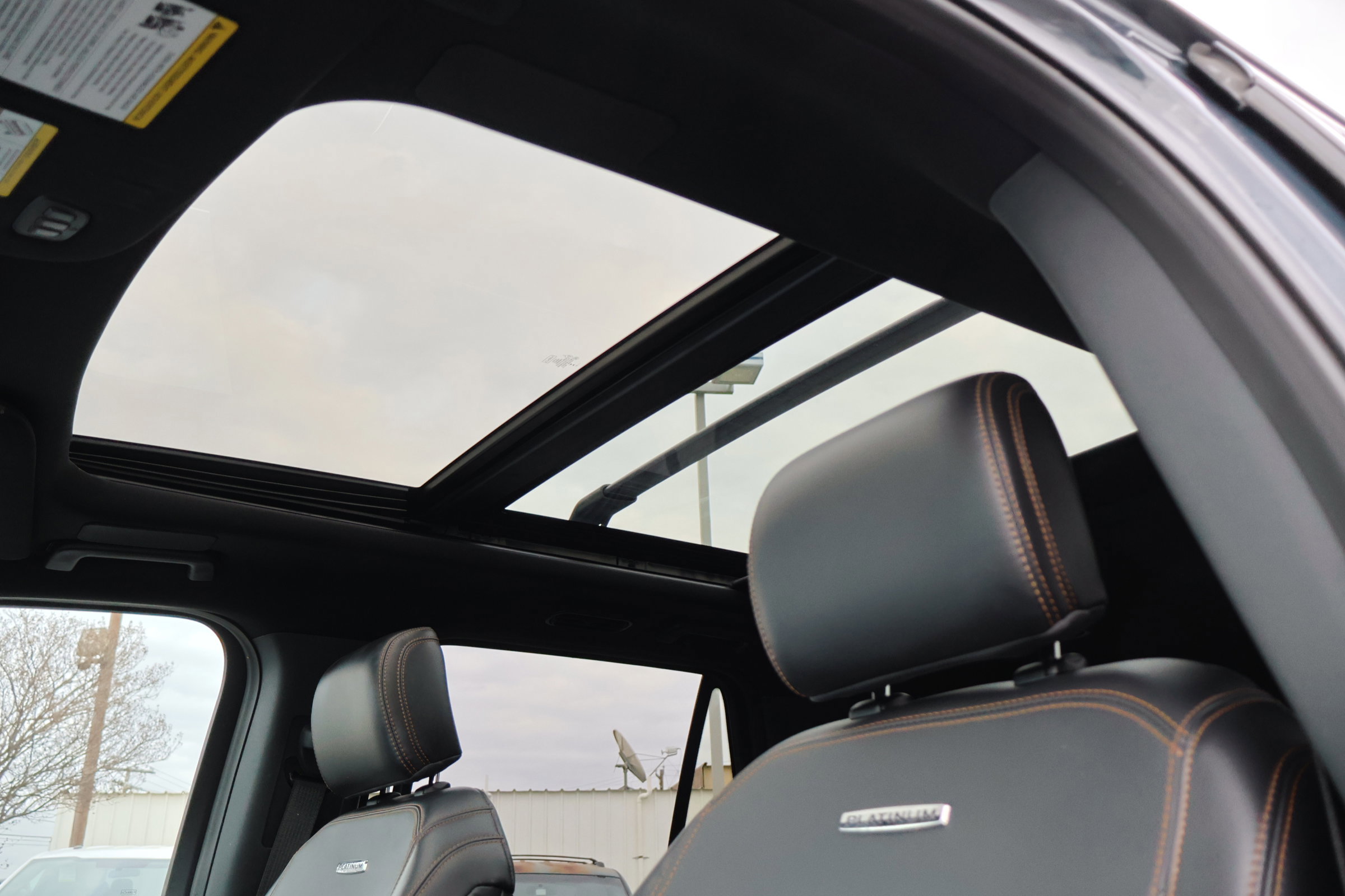 Certified 2023 Ford Expedition Platinum image 15