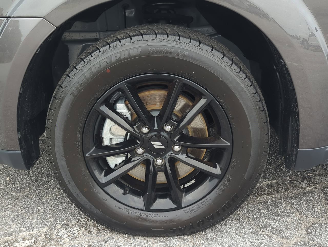 Used 2019 Dodge Journey SE w/ Connectivity Group FWD image 9