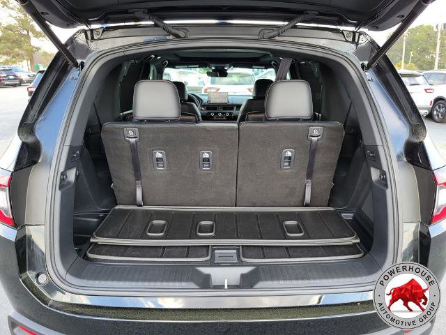 Used 2025 Honda Pilot TrailSport image 14