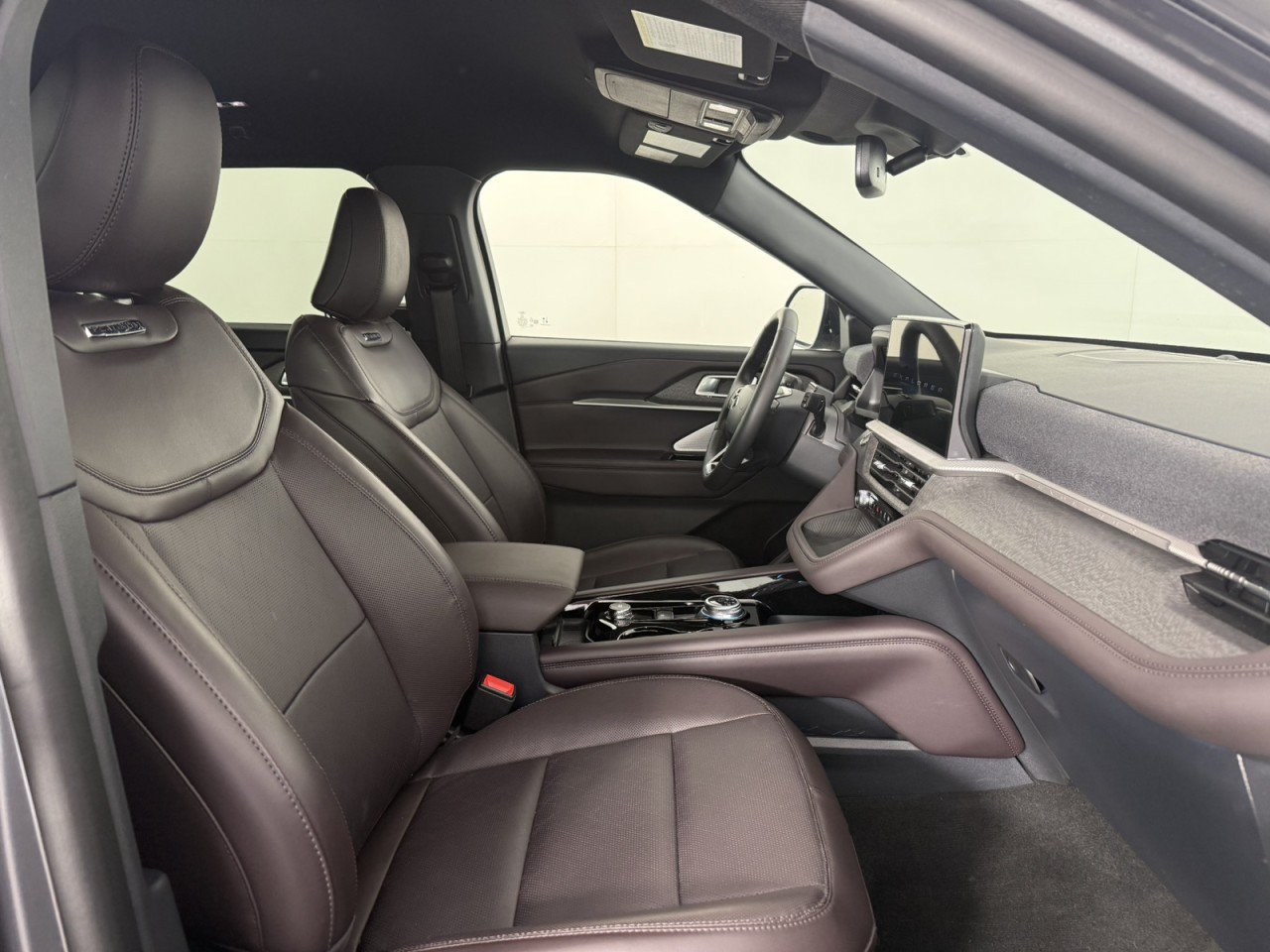 Certified 2026 Ford Explorer Platinum AWD/4WD image 10