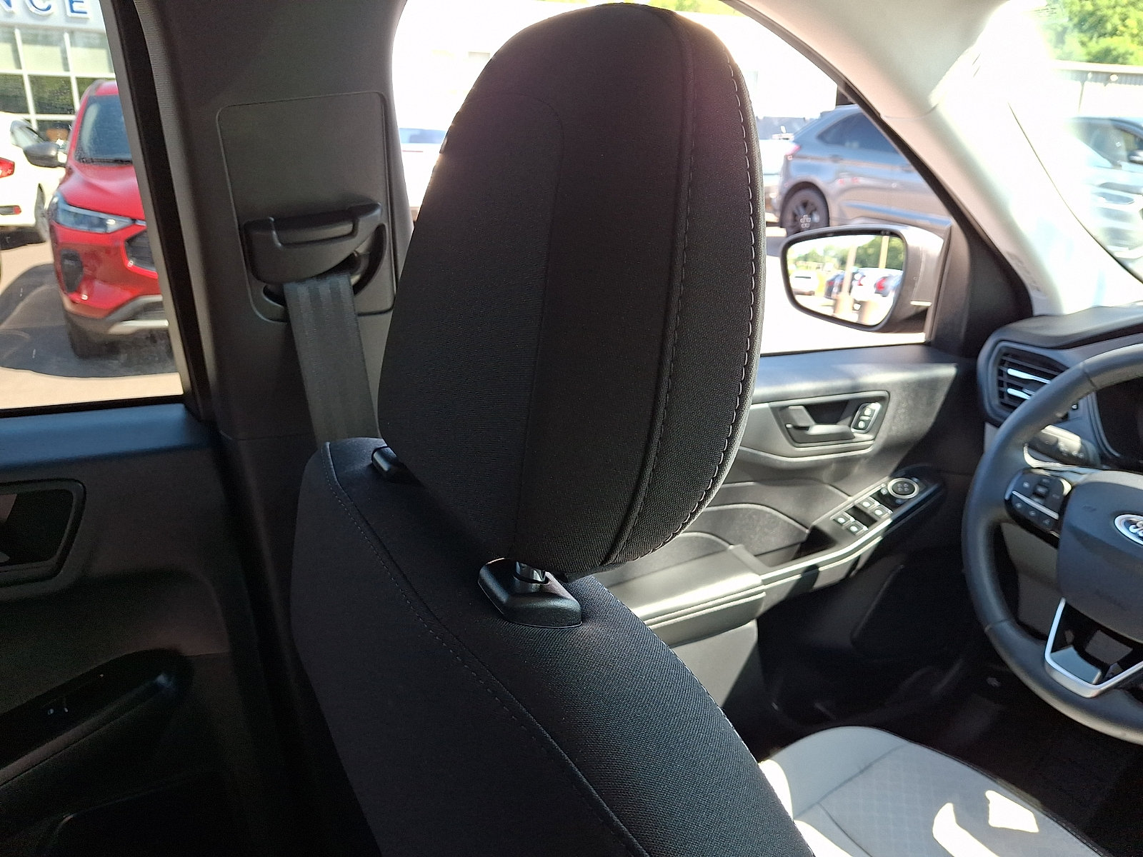 Certified 2024 Ford Escape Active AWD/4WD image 13