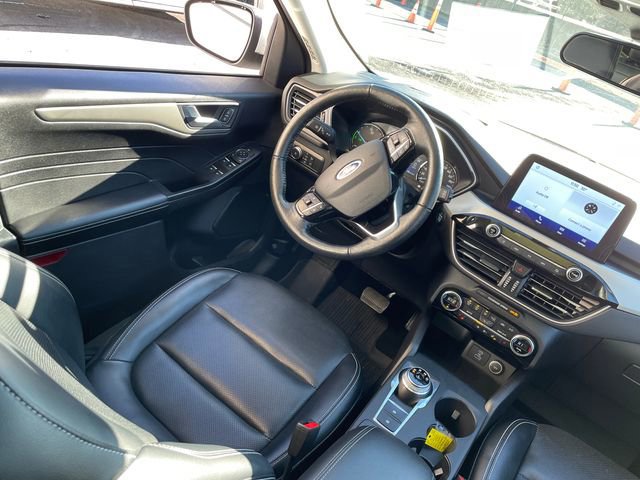 Certified 2021 Ford Escape SEL image 24