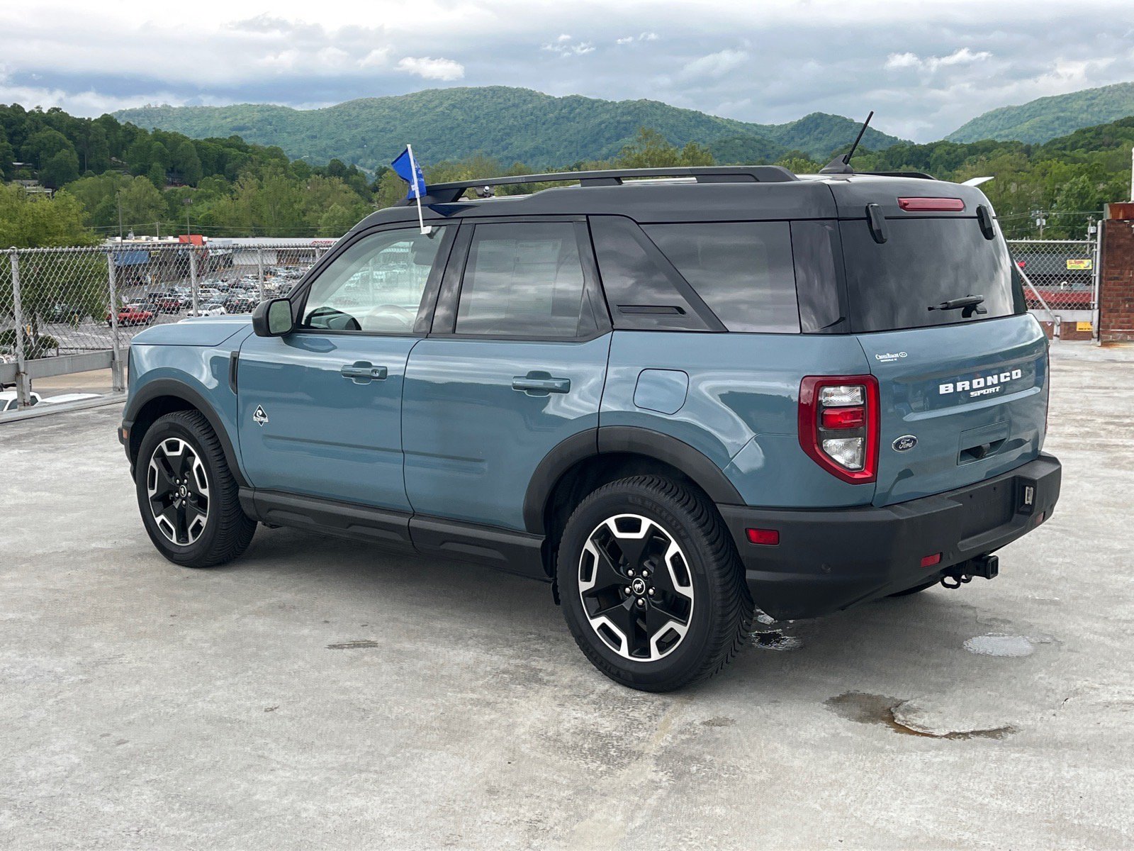 Certified 2021 Ford Bronco Sport Outer Banks AWD/4WD image 4