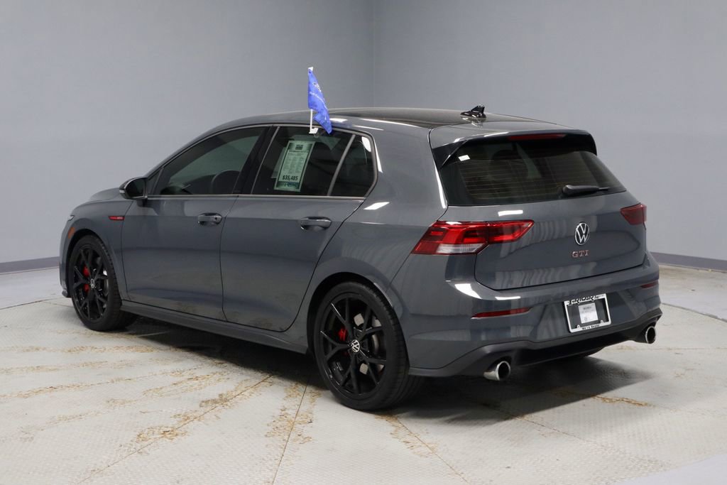 Used 2024 Volkswagen GTI SE FWD image 10