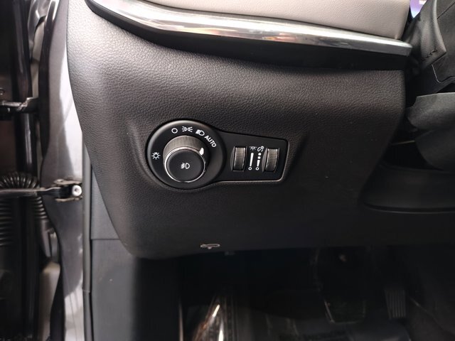 Used 2023 Jeep Compass Limited AWD/4WD image 39