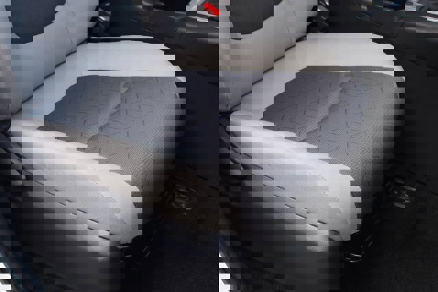 Used 2022 Toyota RAV4 XLE image 12