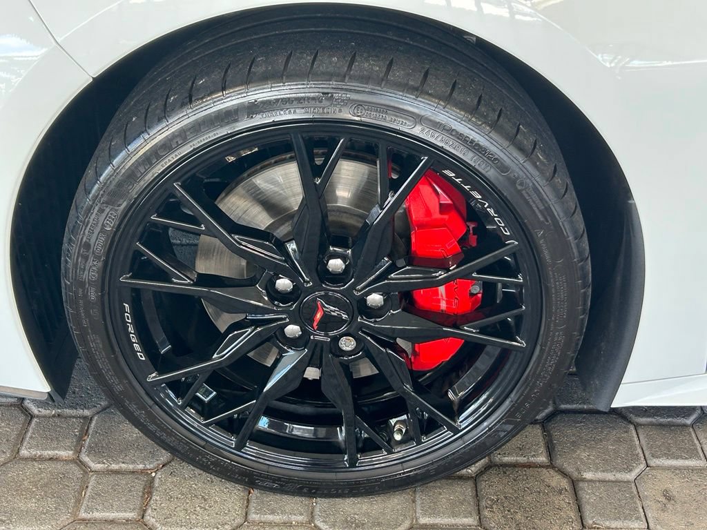Used 2023 Chevrolet Corvette Stingray Premium Cpe w/ Z51 Performance Package RWD image 18