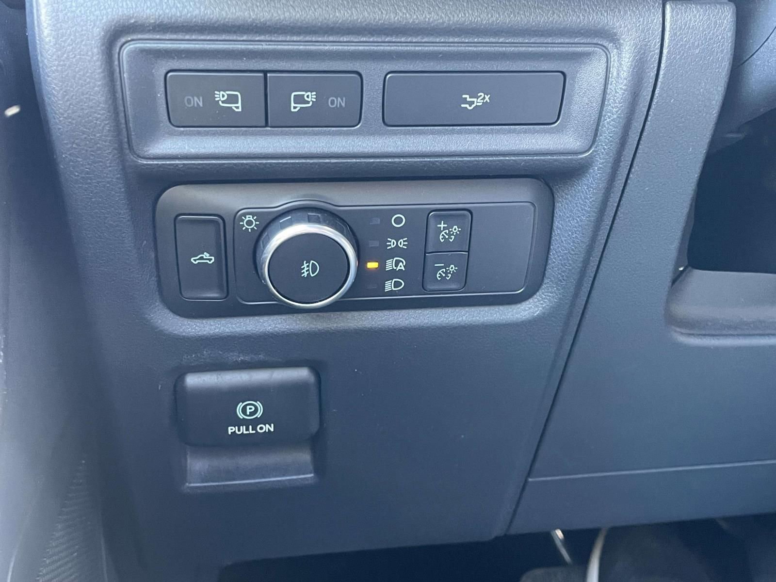 Certified 2022 Ford F150 XLT w/ Equipment Group 302A High image 29