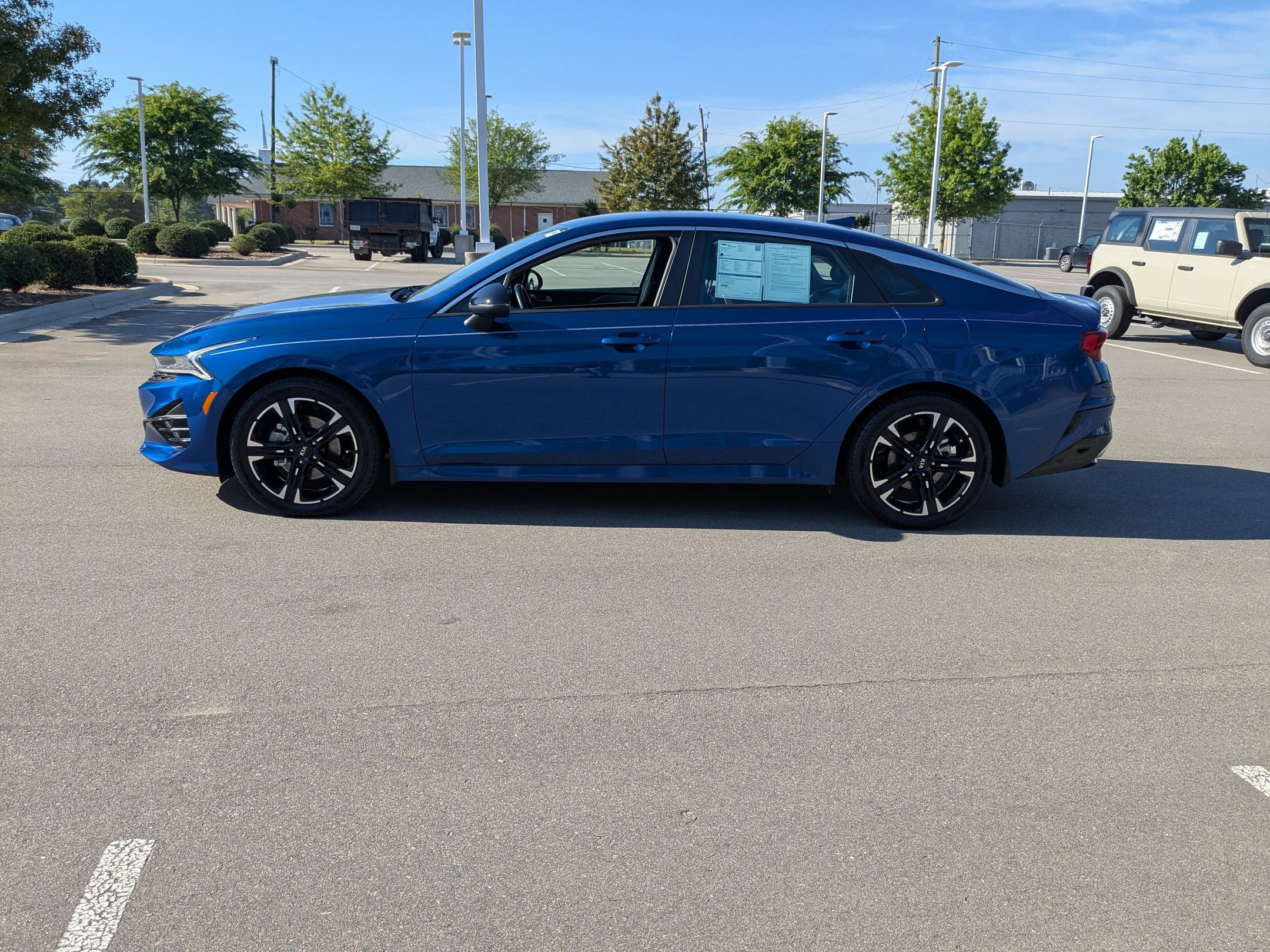 Used 2021 Kia K5 GT-Line FWD image 2