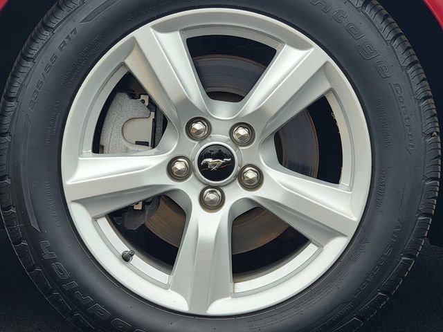 Certified 2019 Ford Mustang Coupe RWD image 17