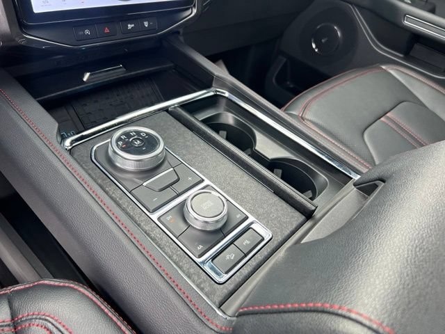 Certified 2024 Ford Expedition Limited AWD/4WD image 17