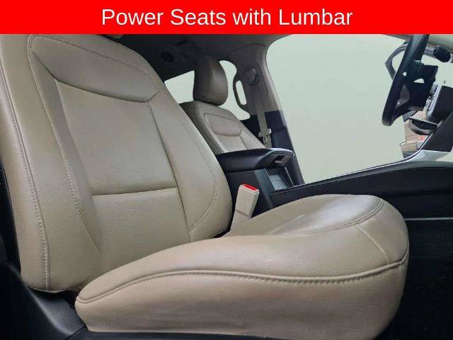 Certified 2020 Ford Explorer XLT w/ Equipment Group 202A AWD/4WD image 28