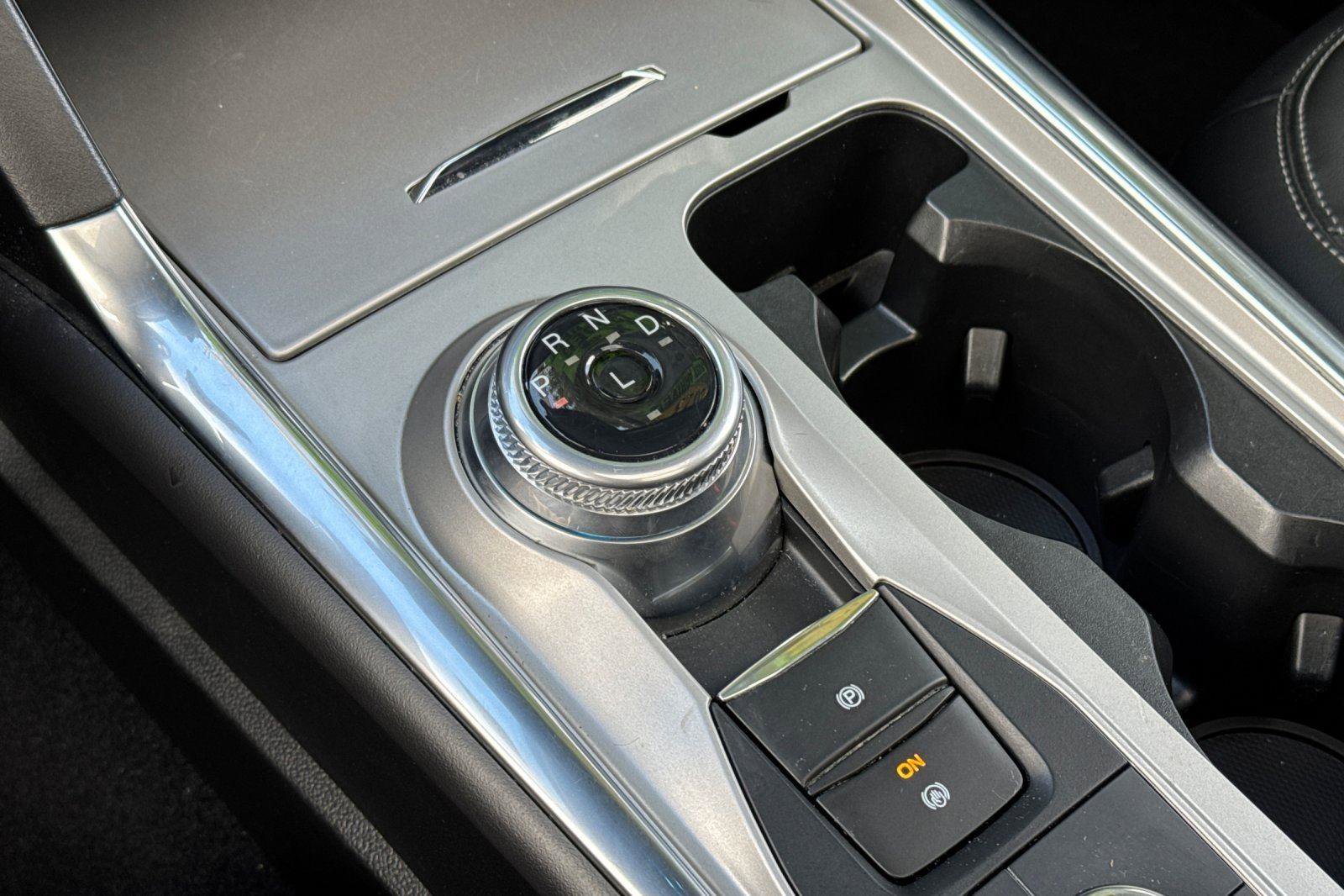 Certified 2023 Ford Explorer XLT w/ Equipment Group 202A image 19