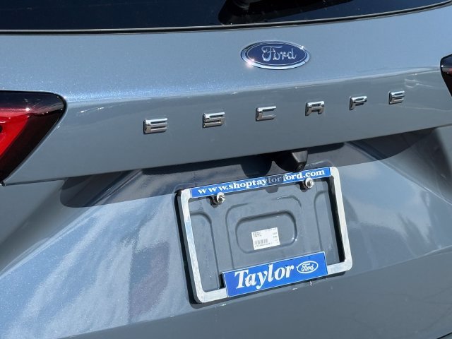Certified 2023 Ford Escape ST-Line w/ Tech Pack #1 AWD/4WD image 29