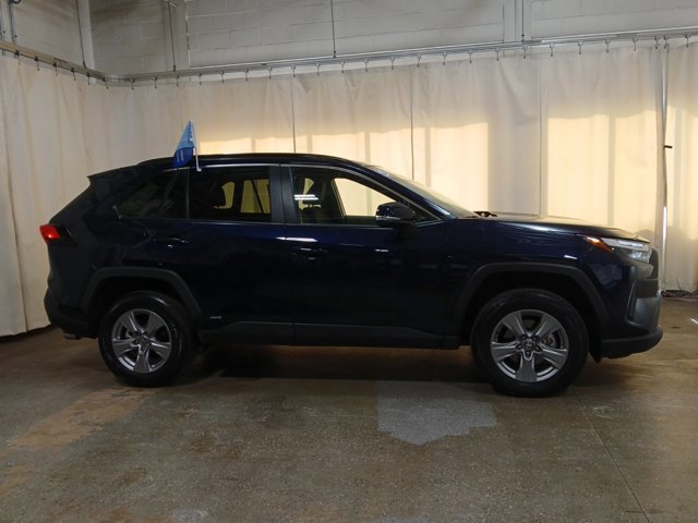 Used 2025 Toyota RAV4 XLE image 5
