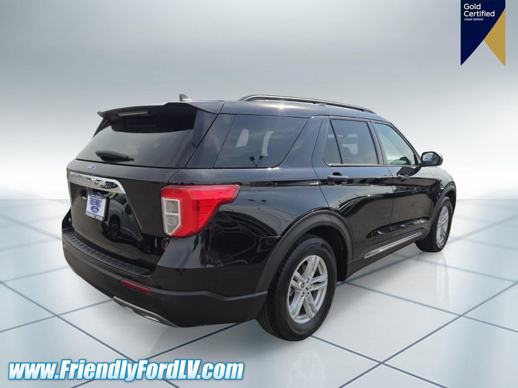 Certified 2024 Ford Explorer XLT w/ Equipment Group 202A RWD image 6