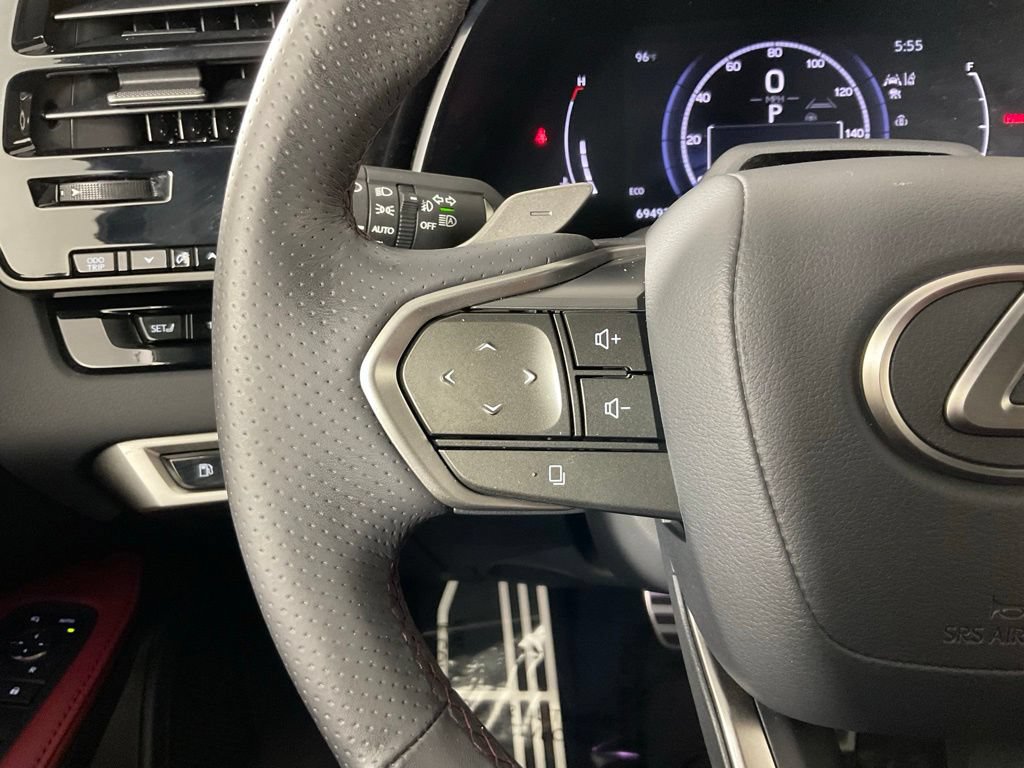 Used 2024 Lexus RX 350 F Sport w/ Convenience Package AWD/4WD image 25