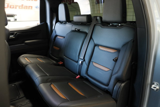 Used 2026 GMC Sierra 1500 AT4 AWD/4WD image 32