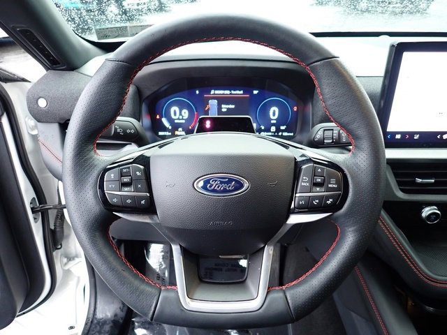 Certified 2025 Ford Explorer ST-Line image 24