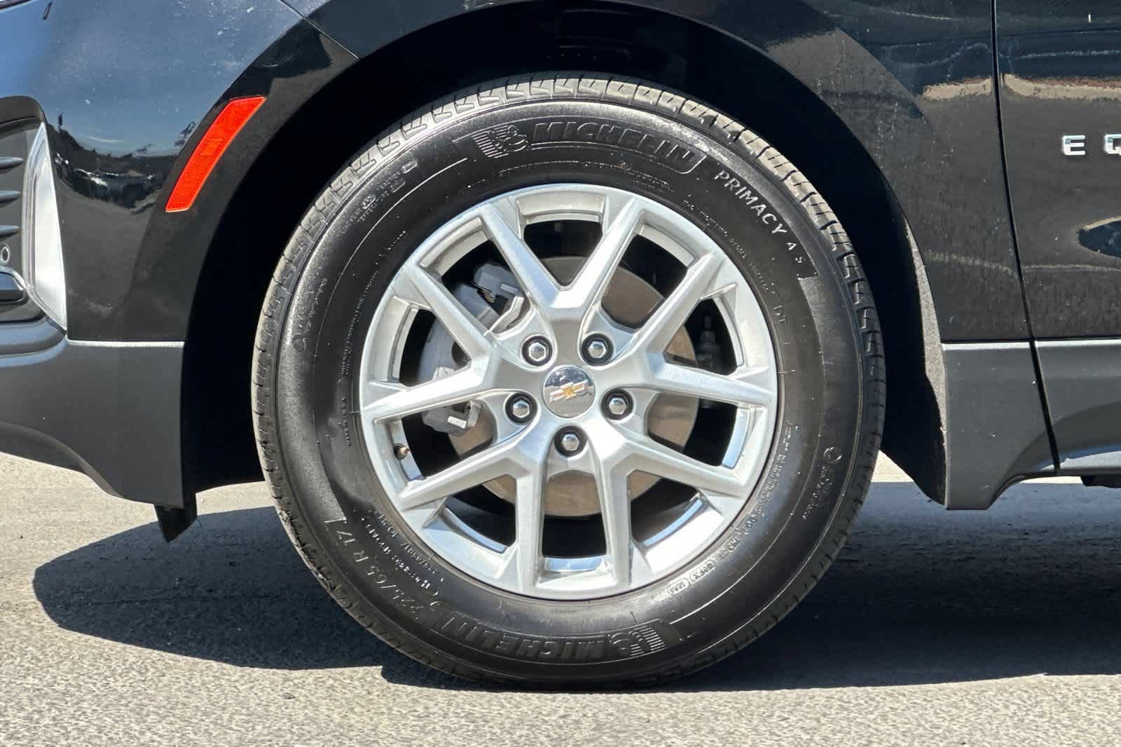 Used 2023 Chevrolet Equinox LT w/ Driver Convenience Package FWD image 27