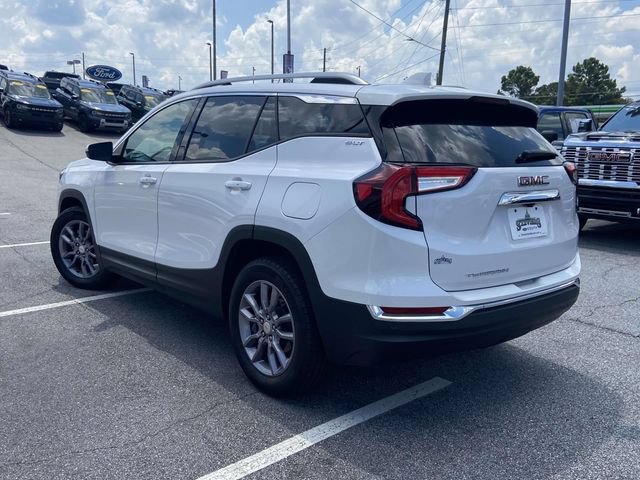 Used 2023 GMC Terrain SLT w/ Tech Package FWD image 5