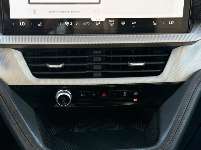 Certified 2026 Ford Explorer Active RWD image 26