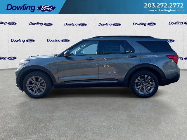 Certified 2023 Ford Explorer XLT w/ Equipment Group 202A AWD/4WD image 5