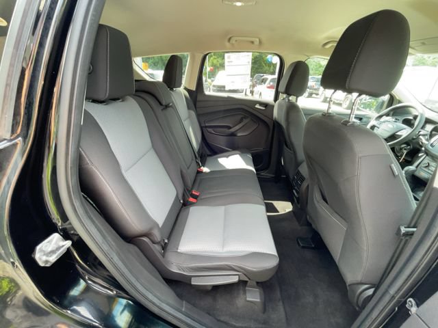 Certified 2017 Ford Escape SE w/ SE Cold Weather Package AWD/4WD image 27